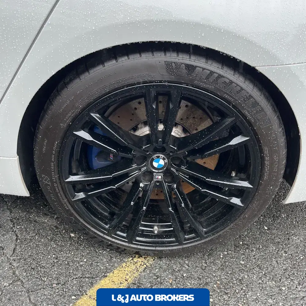 2023 BMW M5