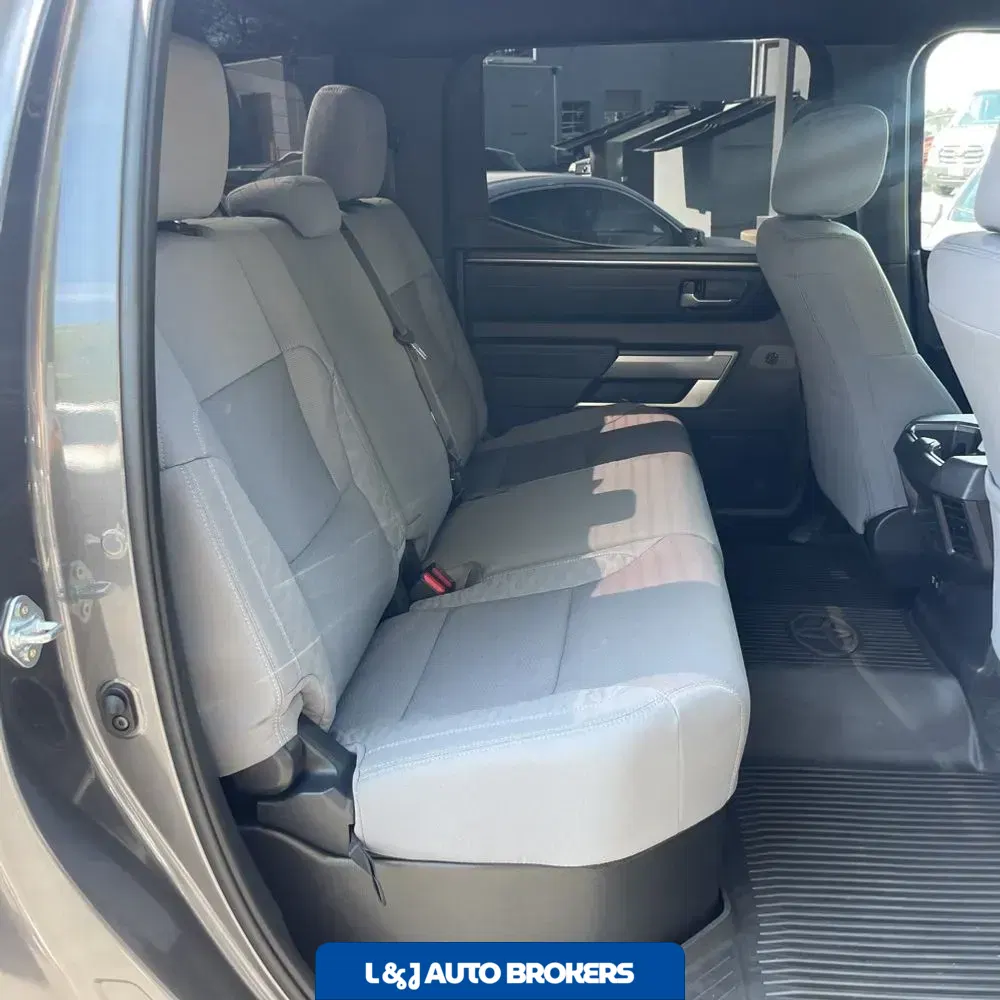 2025 Toyota Tundra SR5