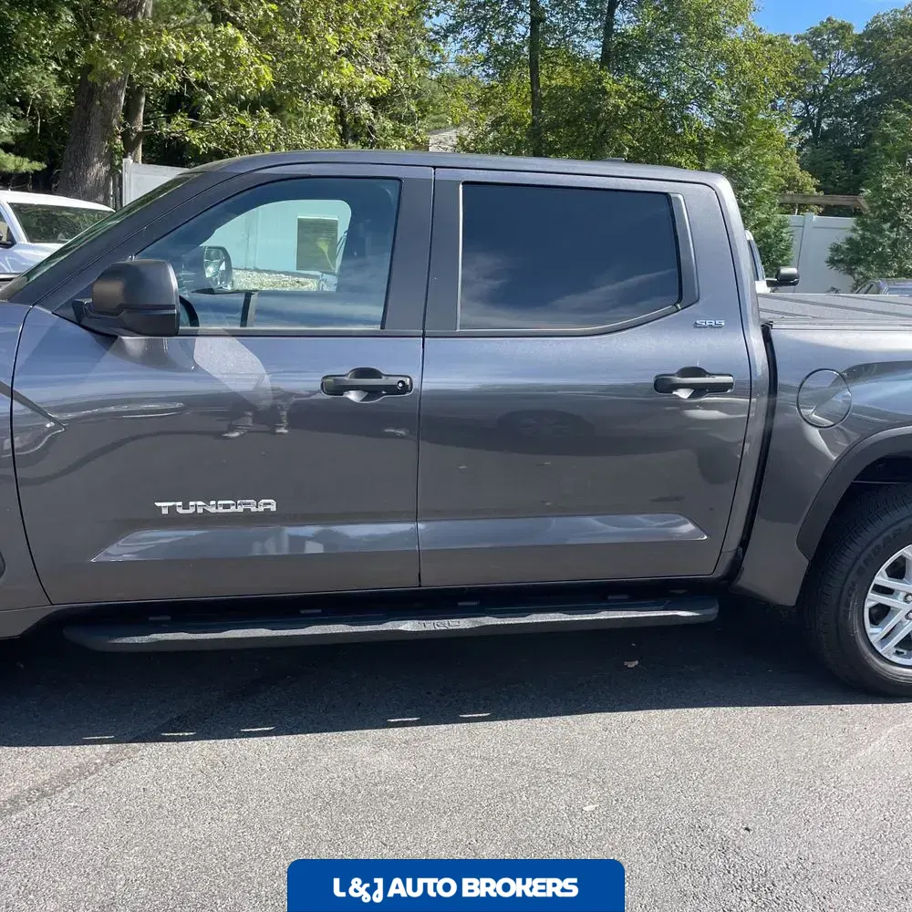2025 Toyota Tundra SR5