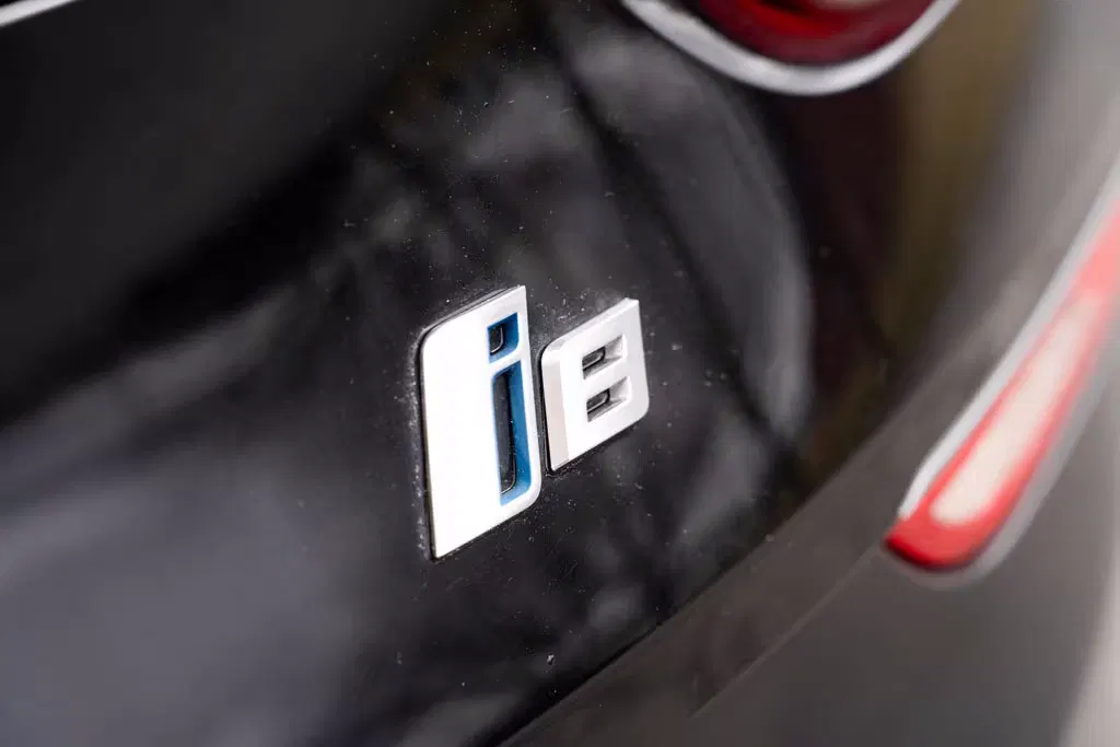 2017 BMW I8 Protonic Frozen Black Edition