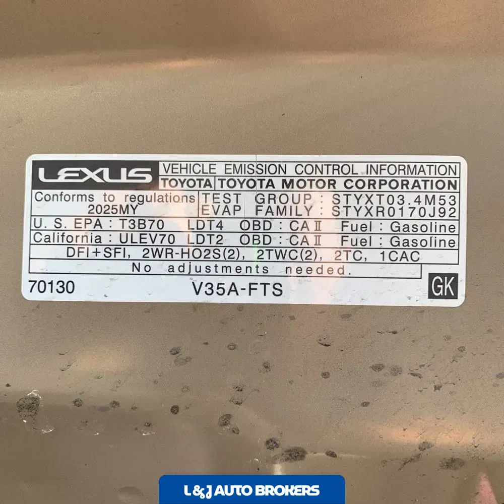 2025 Lexus LX 700h Overtrail