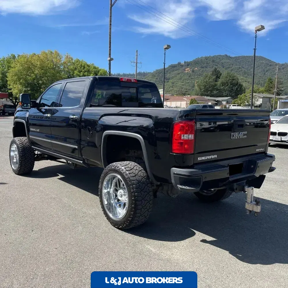 2017 GMC Sierra 2500HD Denali