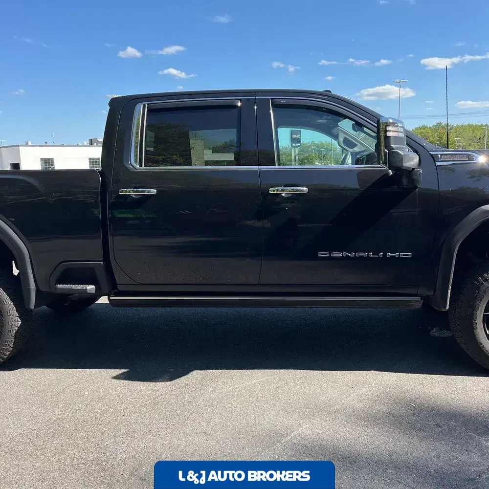 2023 GMC Sierra 2500HD Denali