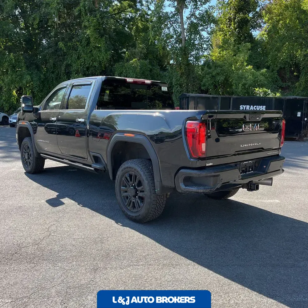 2023 GMC Sierra 2500HD Denali
