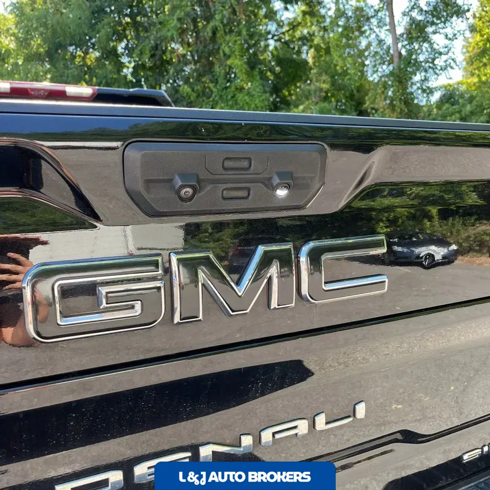 2023 GMC Sierra 2500HD Denali