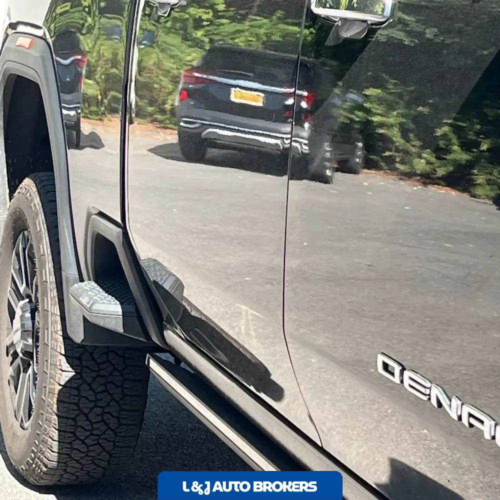 2023 GMC Sierra 2500HD Denali
