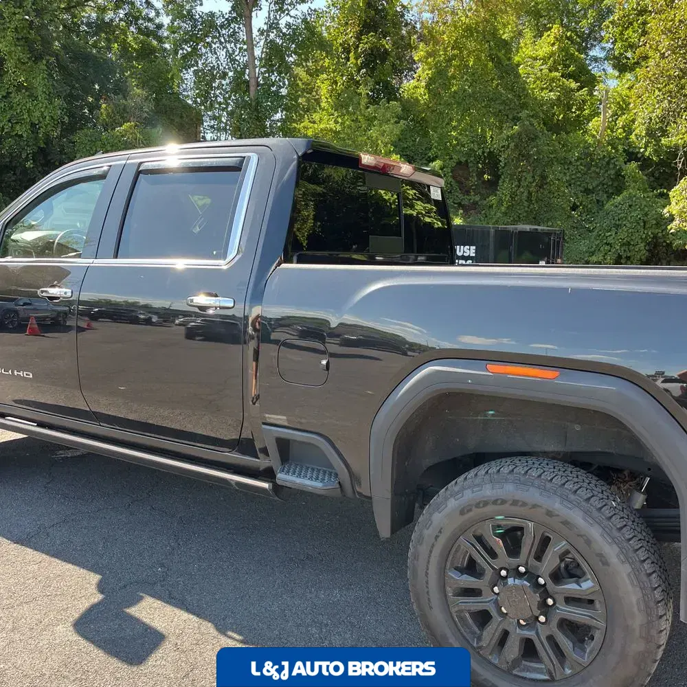 2023 GMC Sierra 2500HD Denali