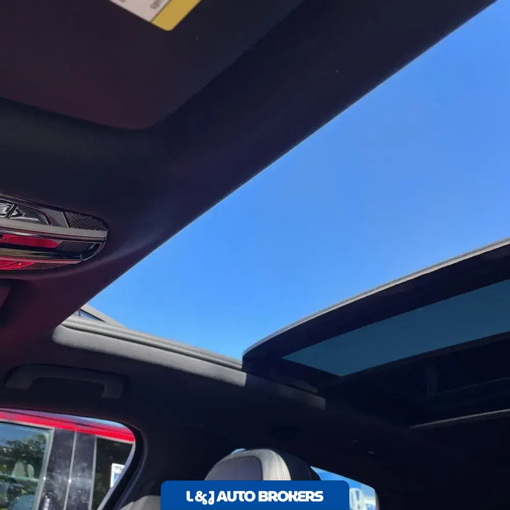 2022 Porsche Cayenne Platinum Edition