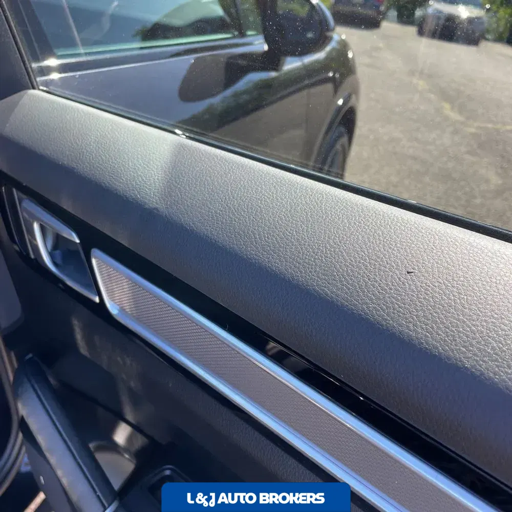 2022 Porsche Cayenne Platinum Edition