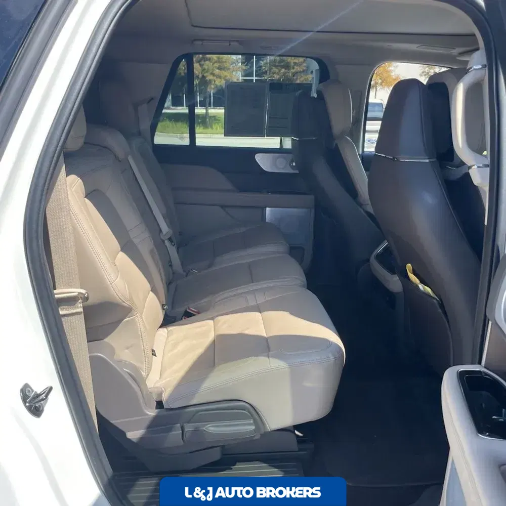 2023 Lincoln Navigator L Reserve