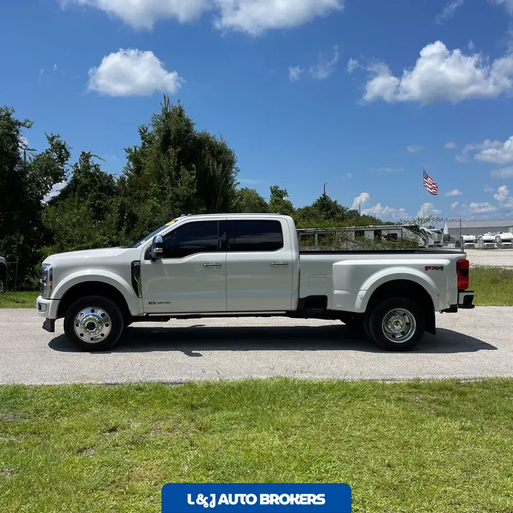 2024 Ford F-450 Super Duty Limited