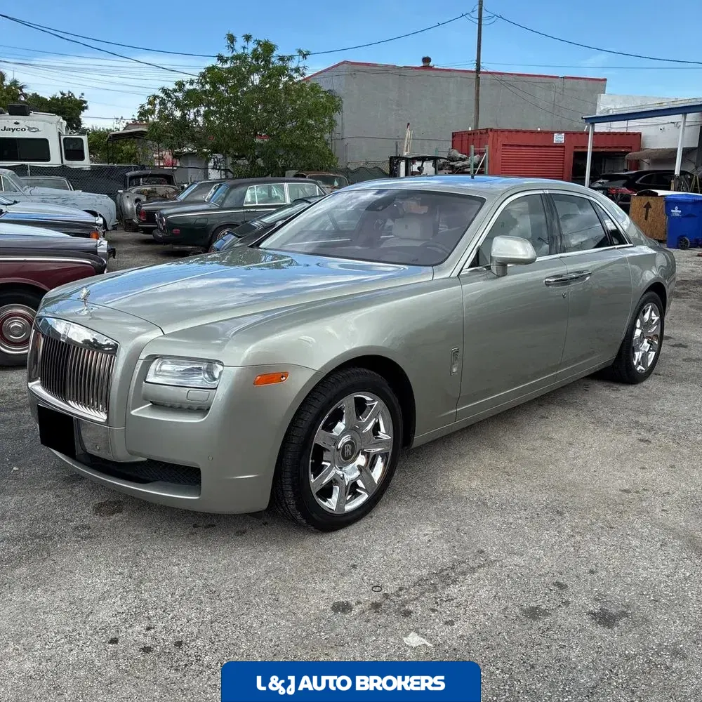 2012 Rolls Royce Ghost Base