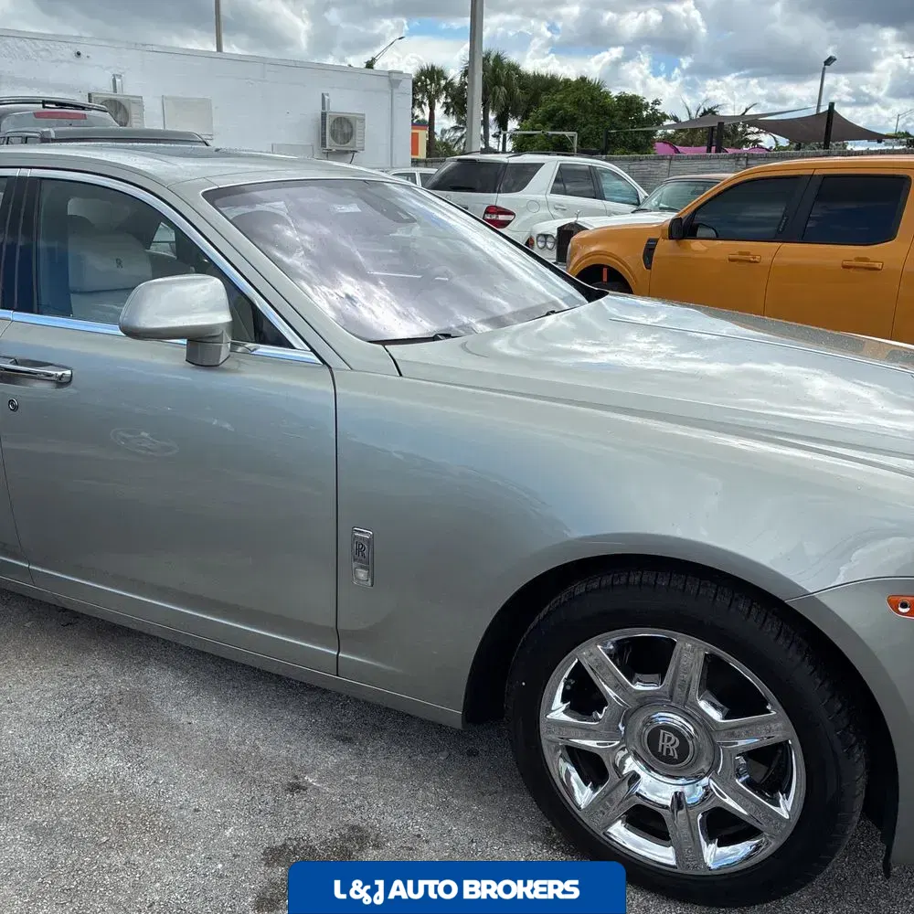 2012 Rolls Royce Ghost Base