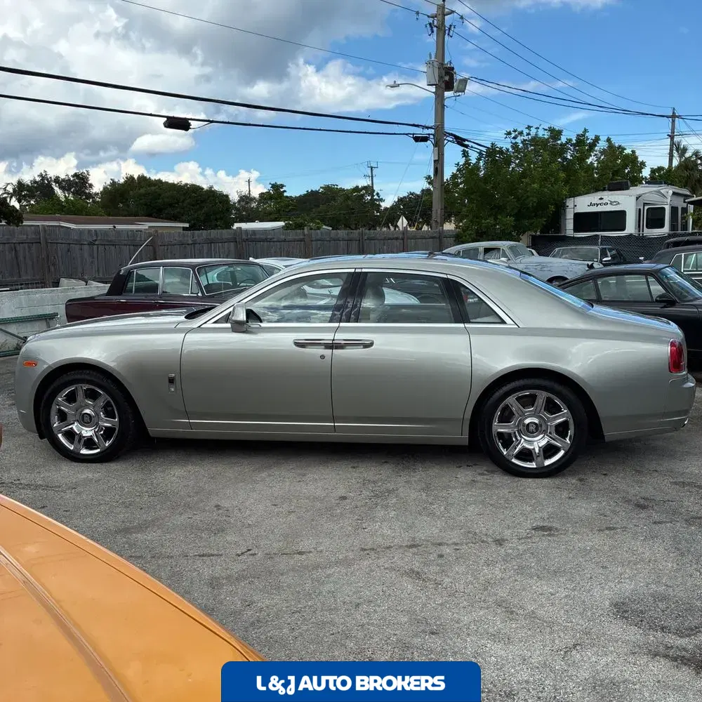 2012 Rolls Royce Ghost Base