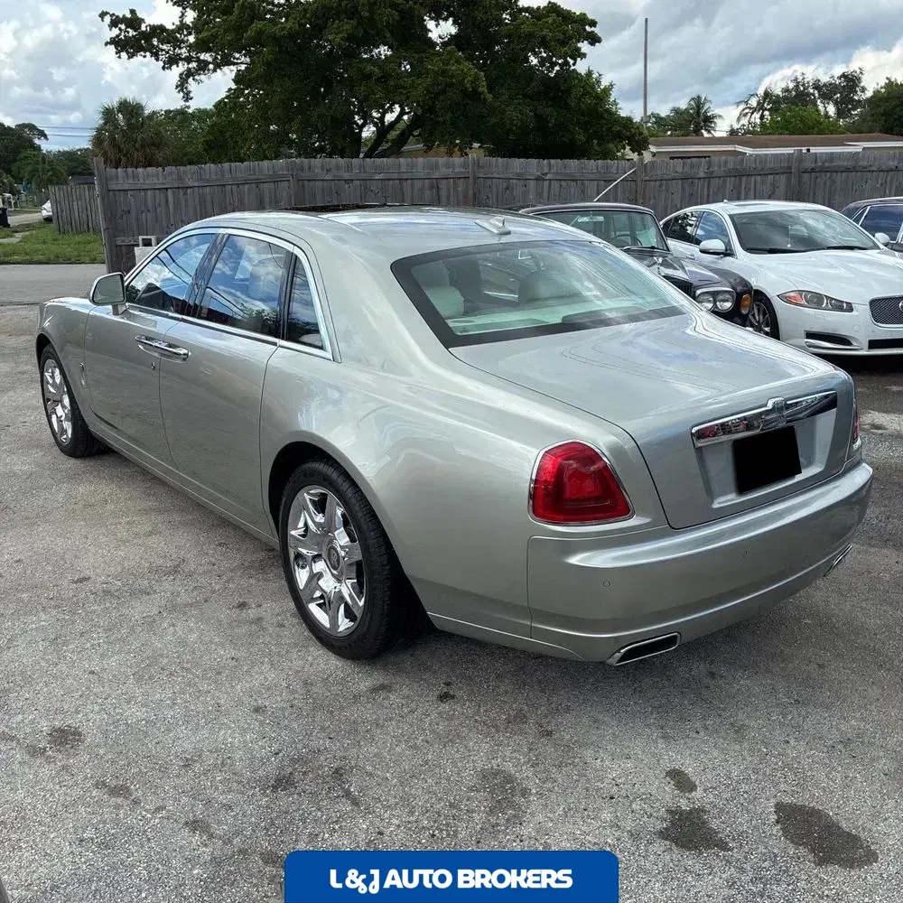 2012 Rolls Royce Ghost Base