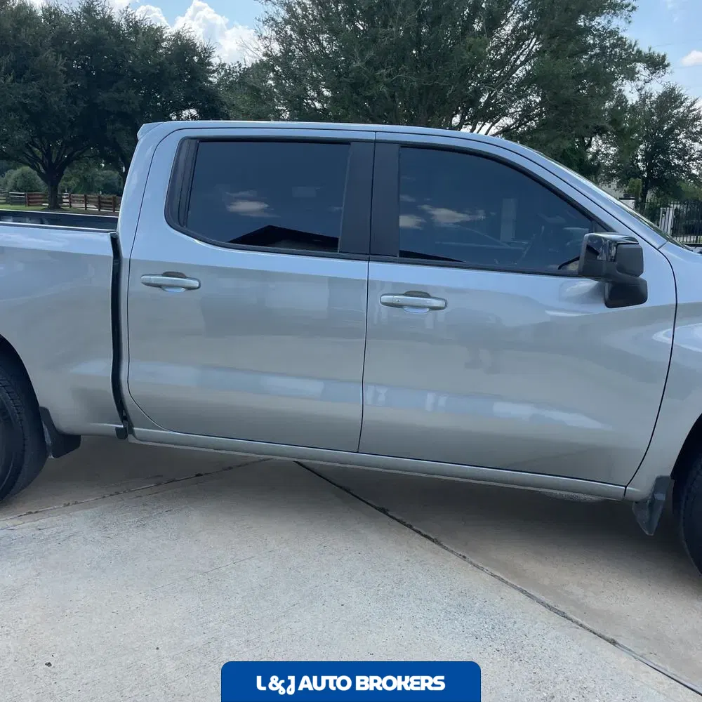 2024 Chevrolet Silverado 1500 RST
