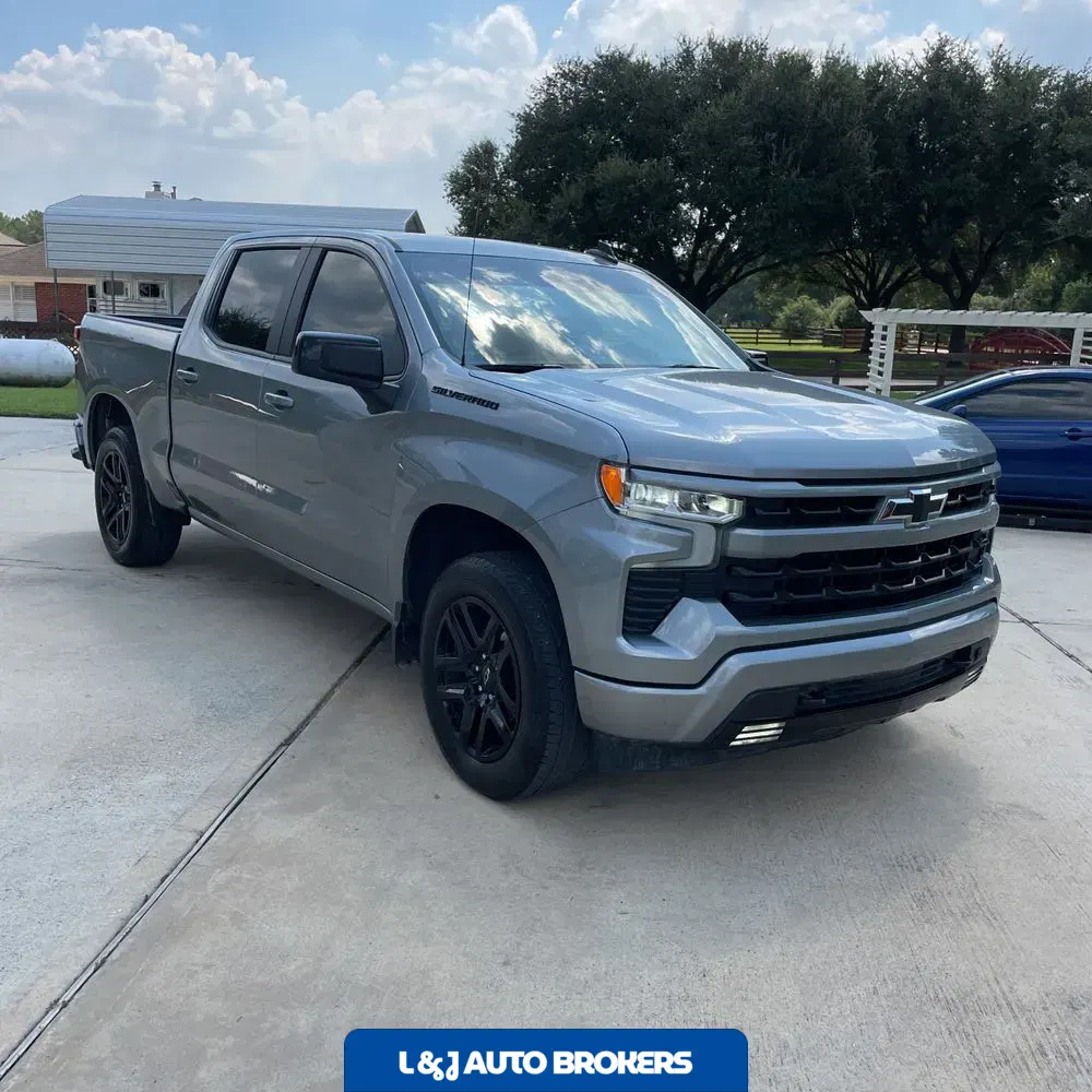 2024 Chevrolet Silverado 1500 RST