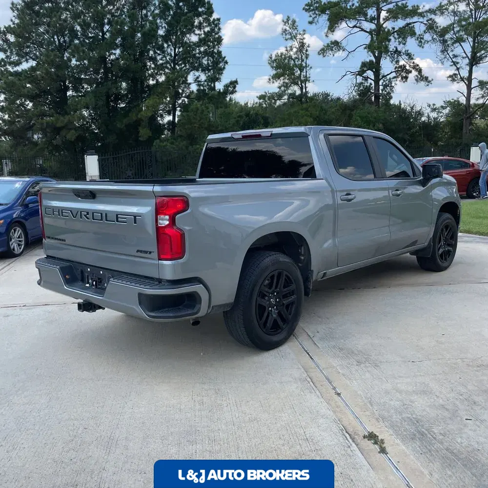 2024 Chevrolet Silverado 1500 RST