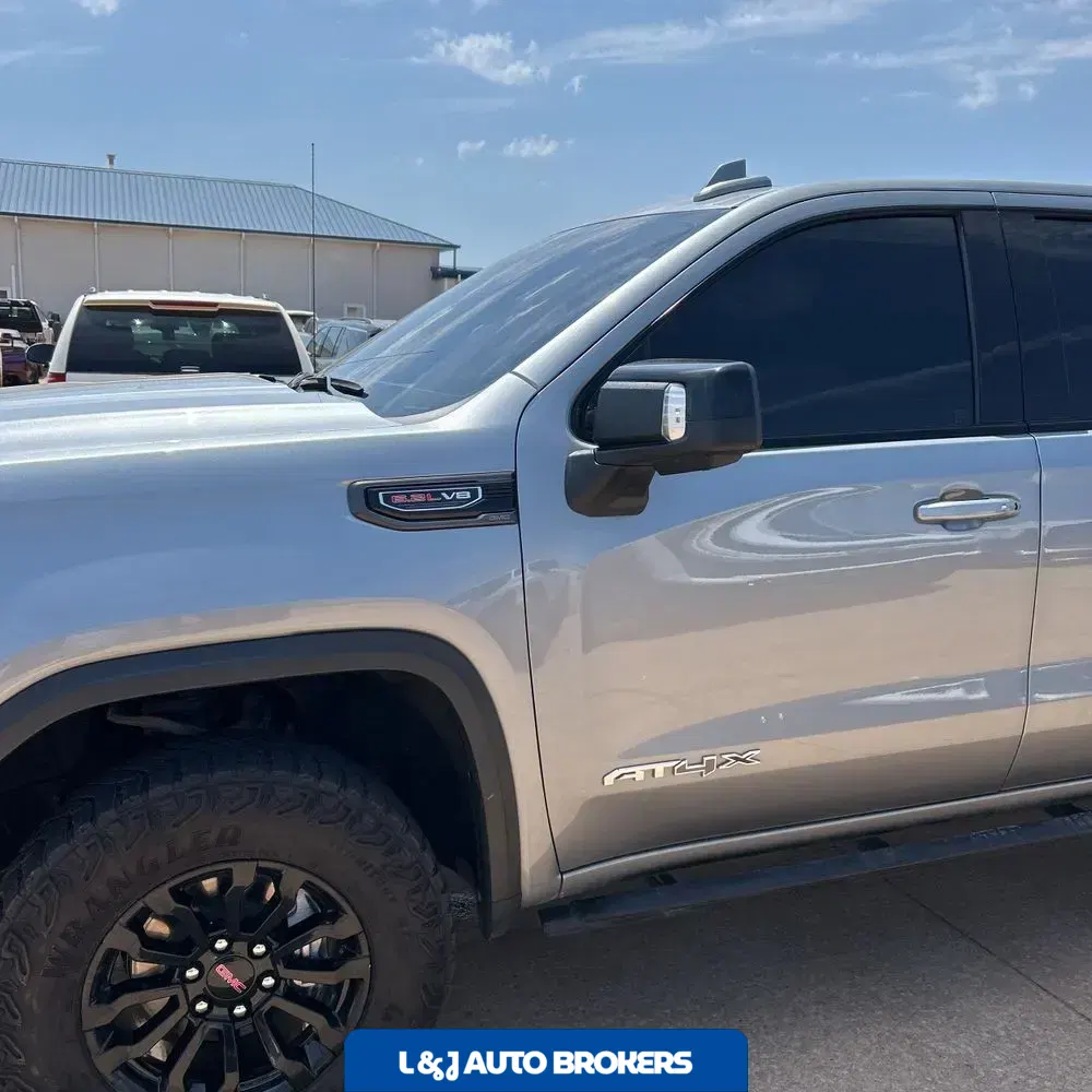 2023 GMC Sierra 1500 AT4X