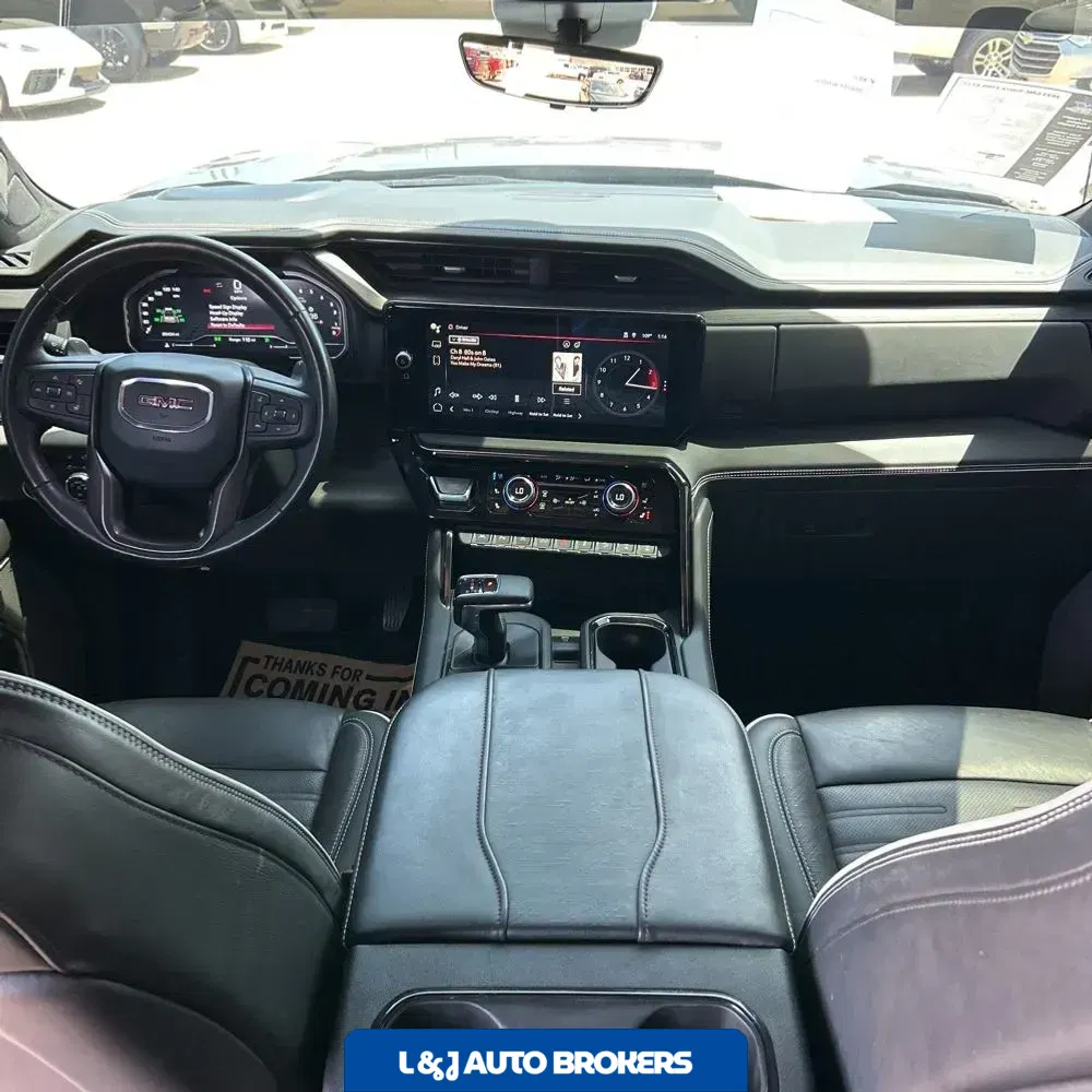 2023 GMC Sierra 1500 AT4X