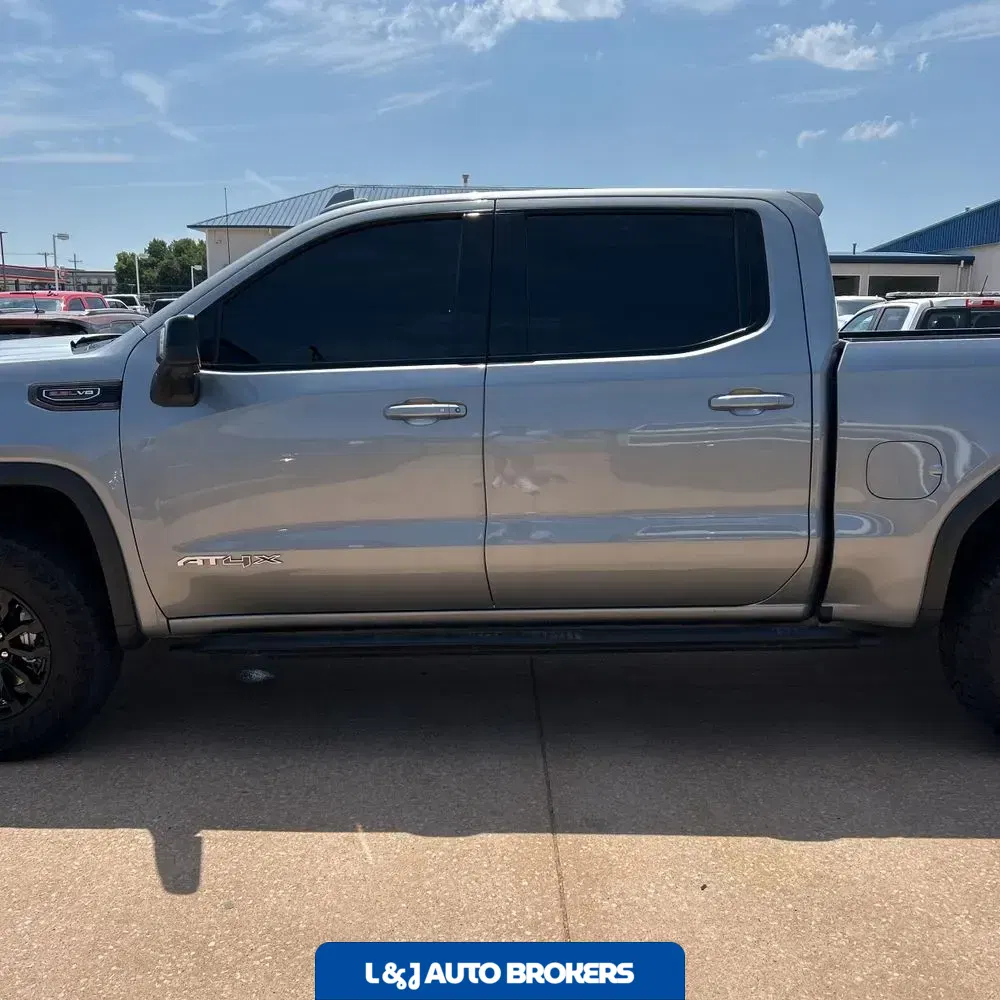 2023 GMC Sierra 1500 AT4X