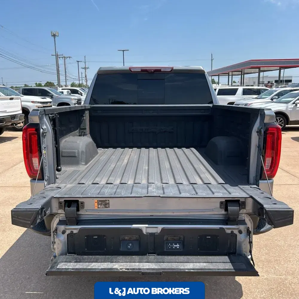 2023 GMC Sierra 1500 AT4X