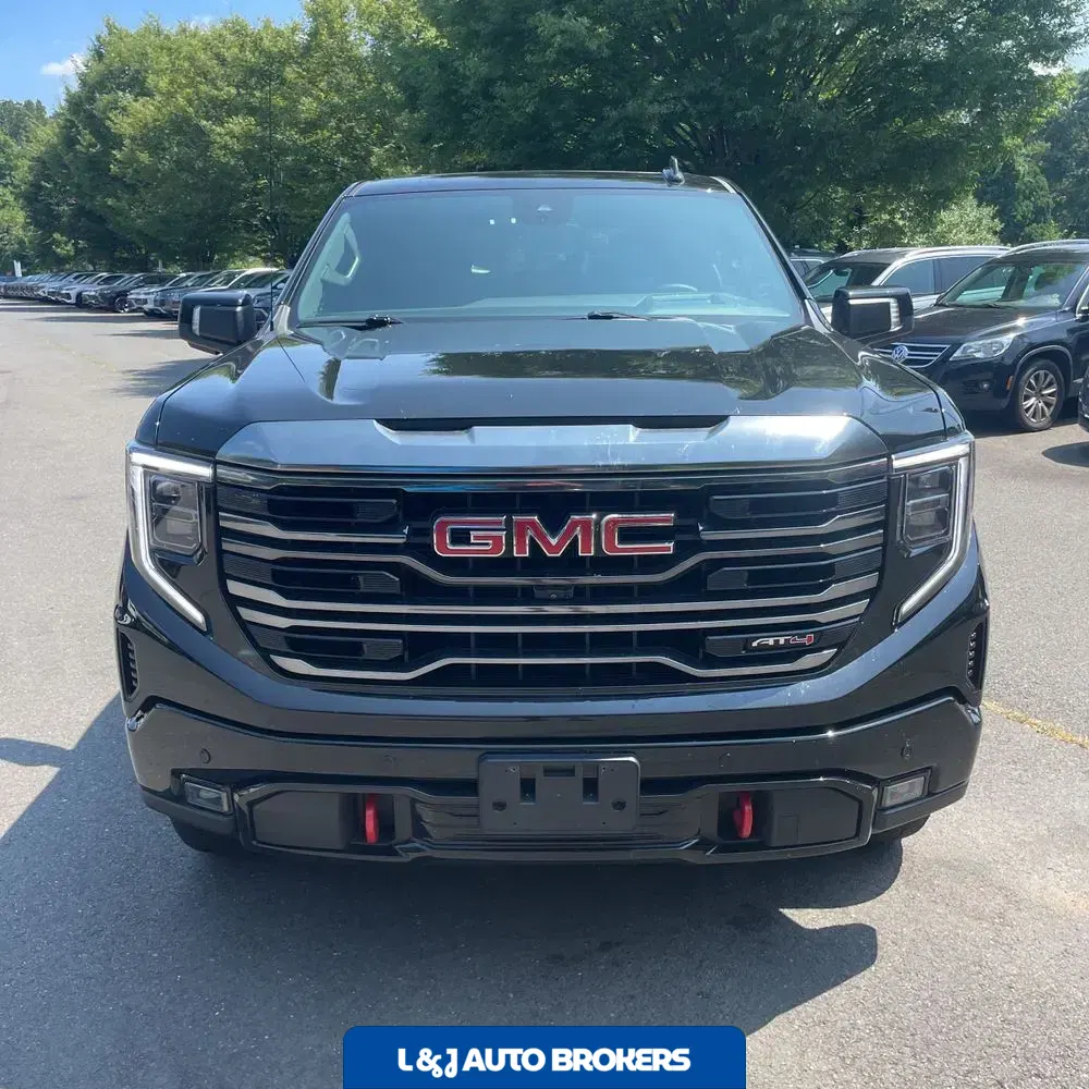 2023 GMC Sierra 1500 AT4