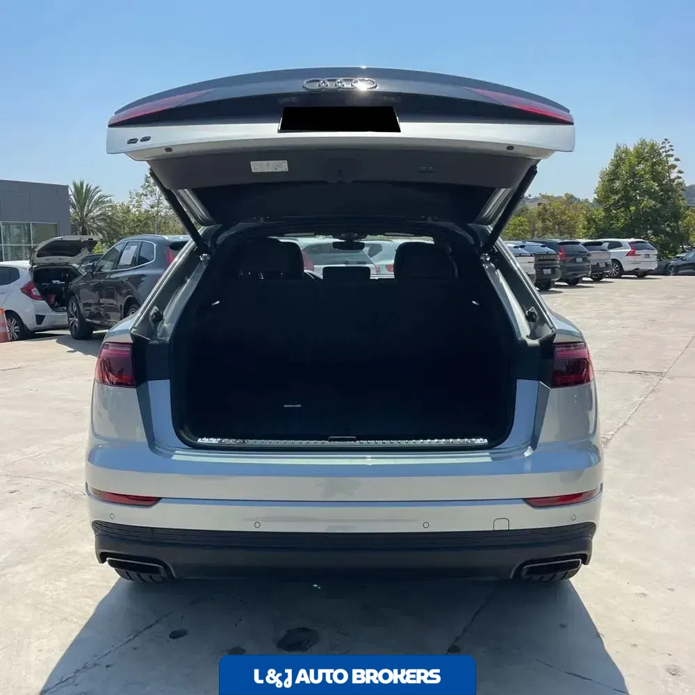 2025 Audi Q8 Premium 55
