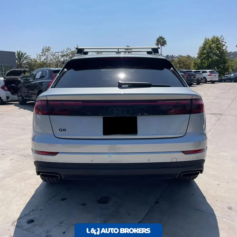 2025 Audi Q8 Premium 55
