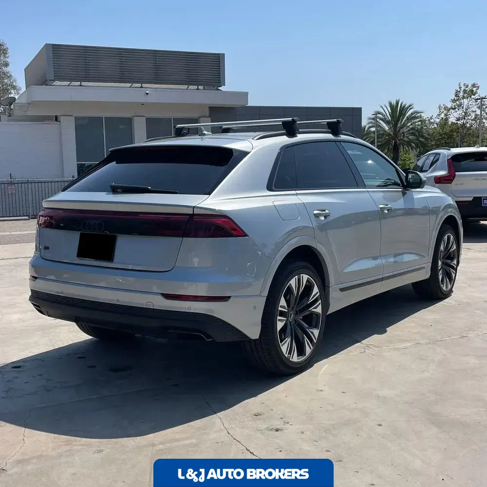 2025 Audi Q8 Premium 55