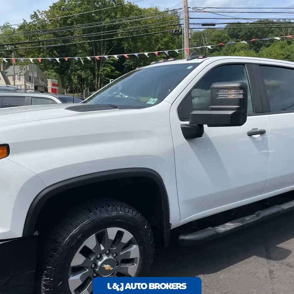 2023 Chevrolet Silverado 2500HD Custom
