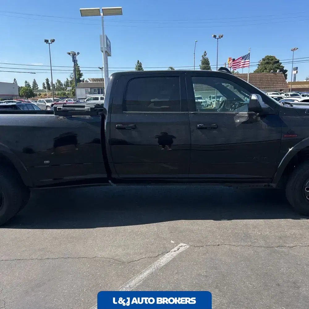 2020 Ram 3500 Laramie