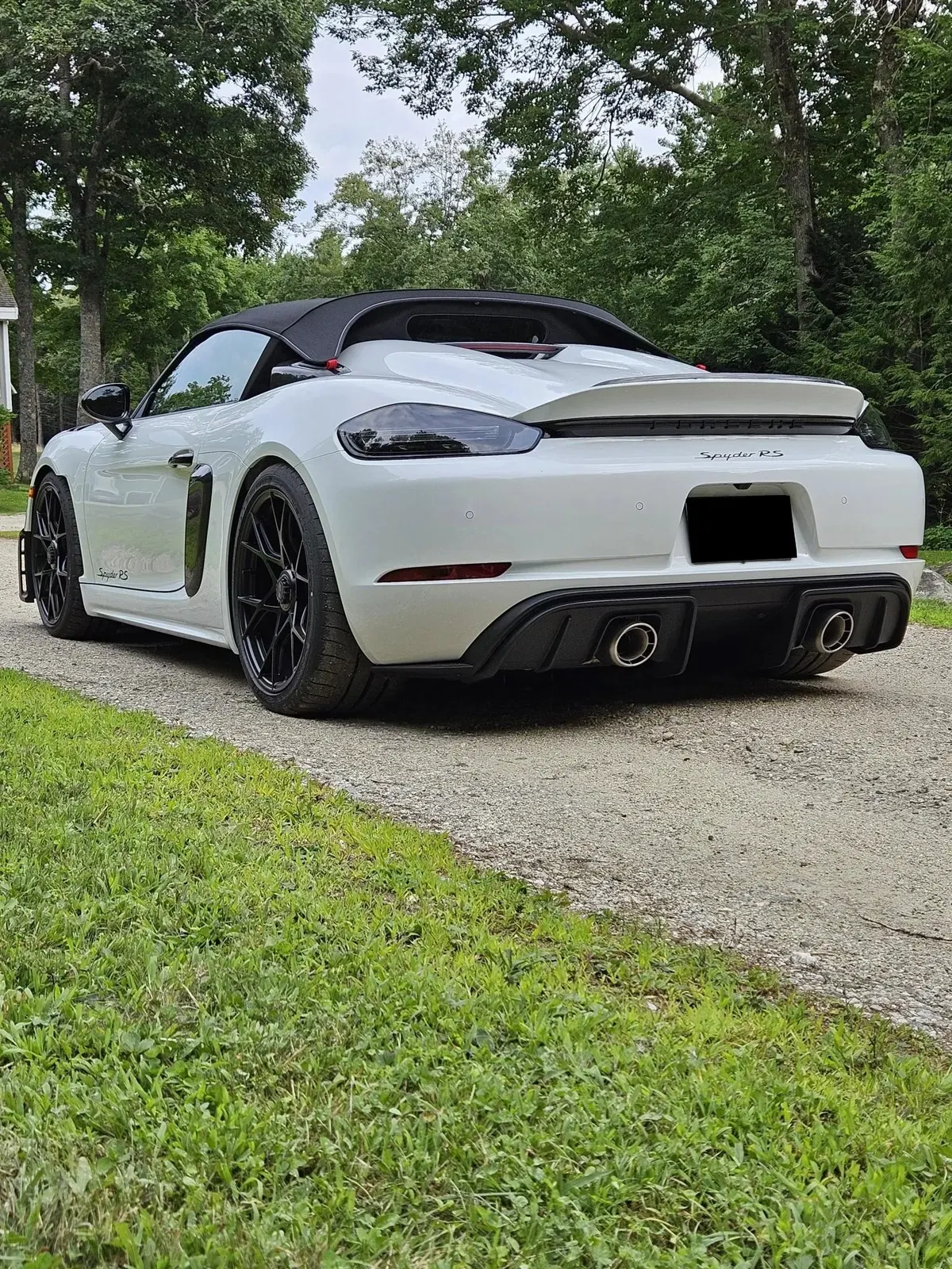 2024 Porsche 718 Spyder RS Weissach