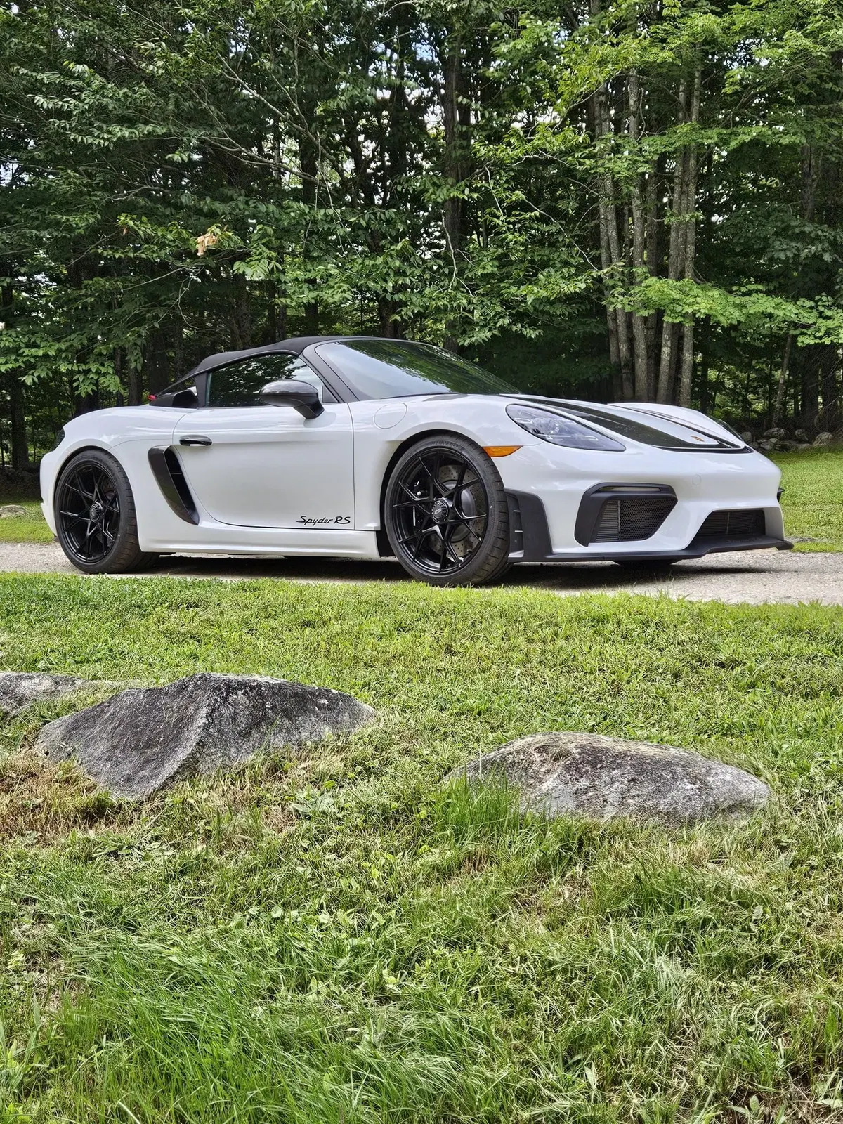 2024 Porsche 718 Spyder RS Weissach