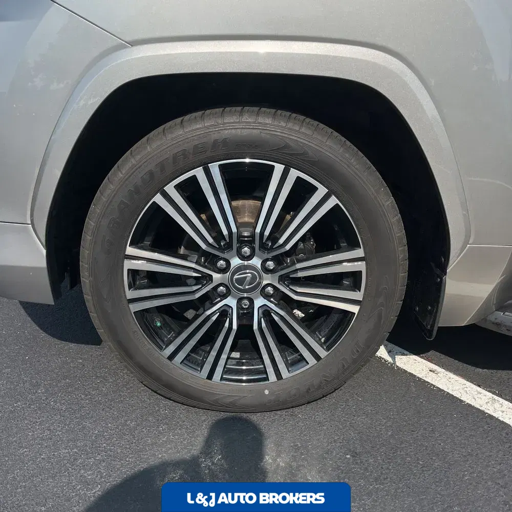 2024 Lexus LX 600 Luxury