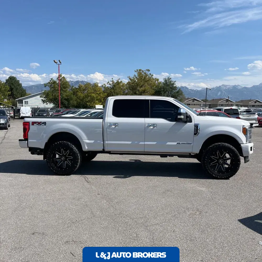 2019 Ford F-350 Super Duty Platinum