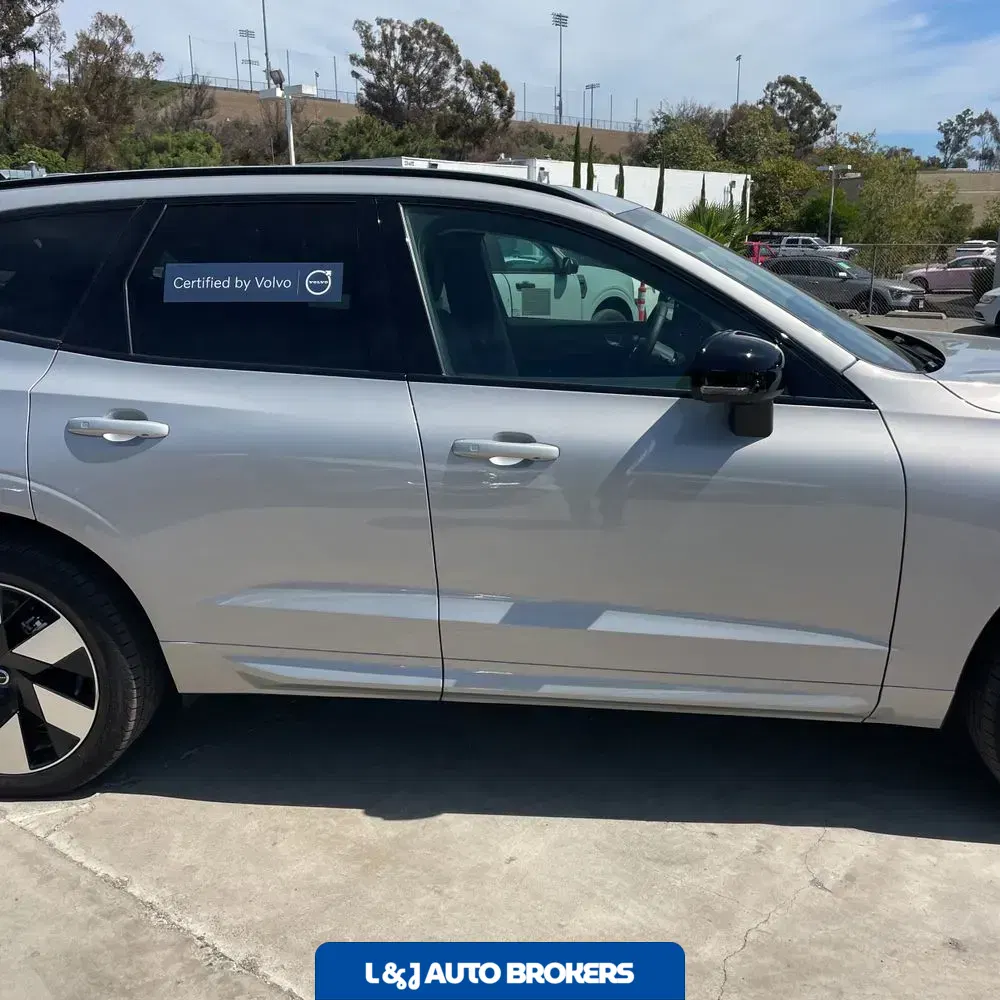 2024 Volvo XC60 T8 - Plus PHEV