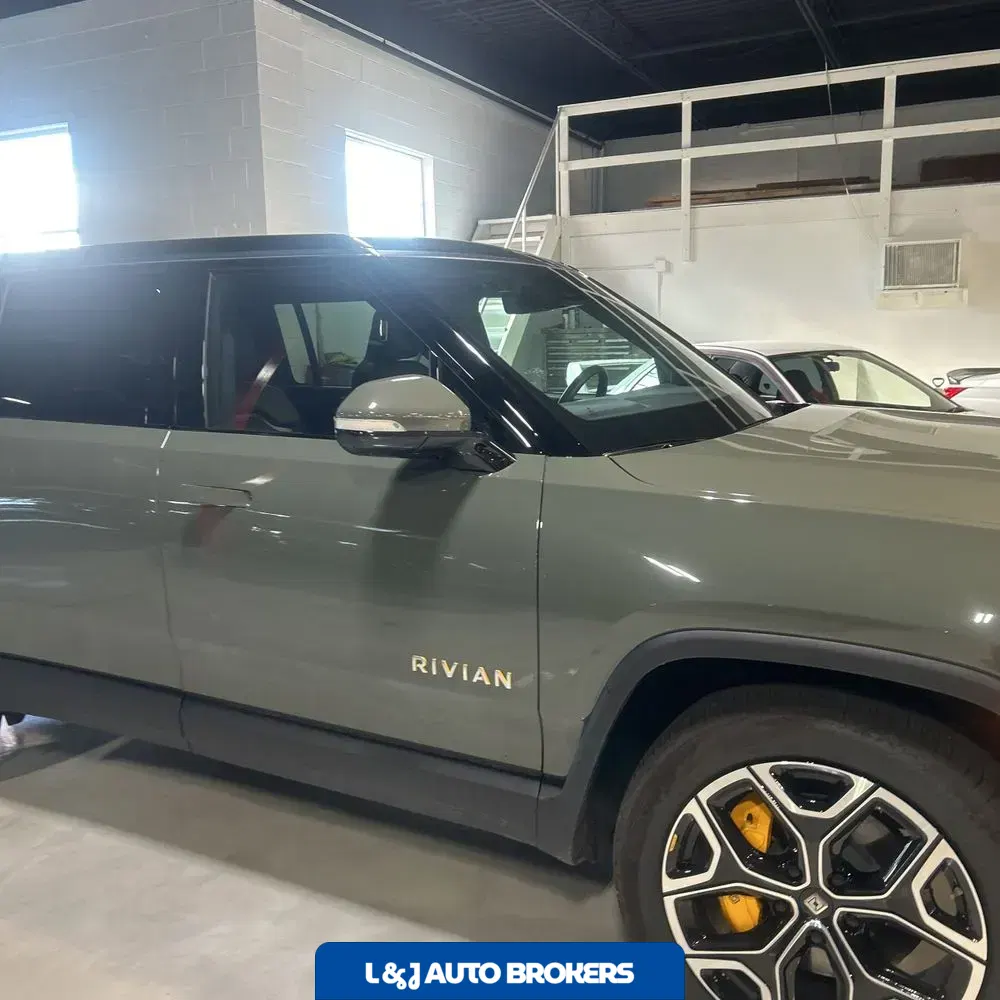 2022 Rivian R1S Launch Edition