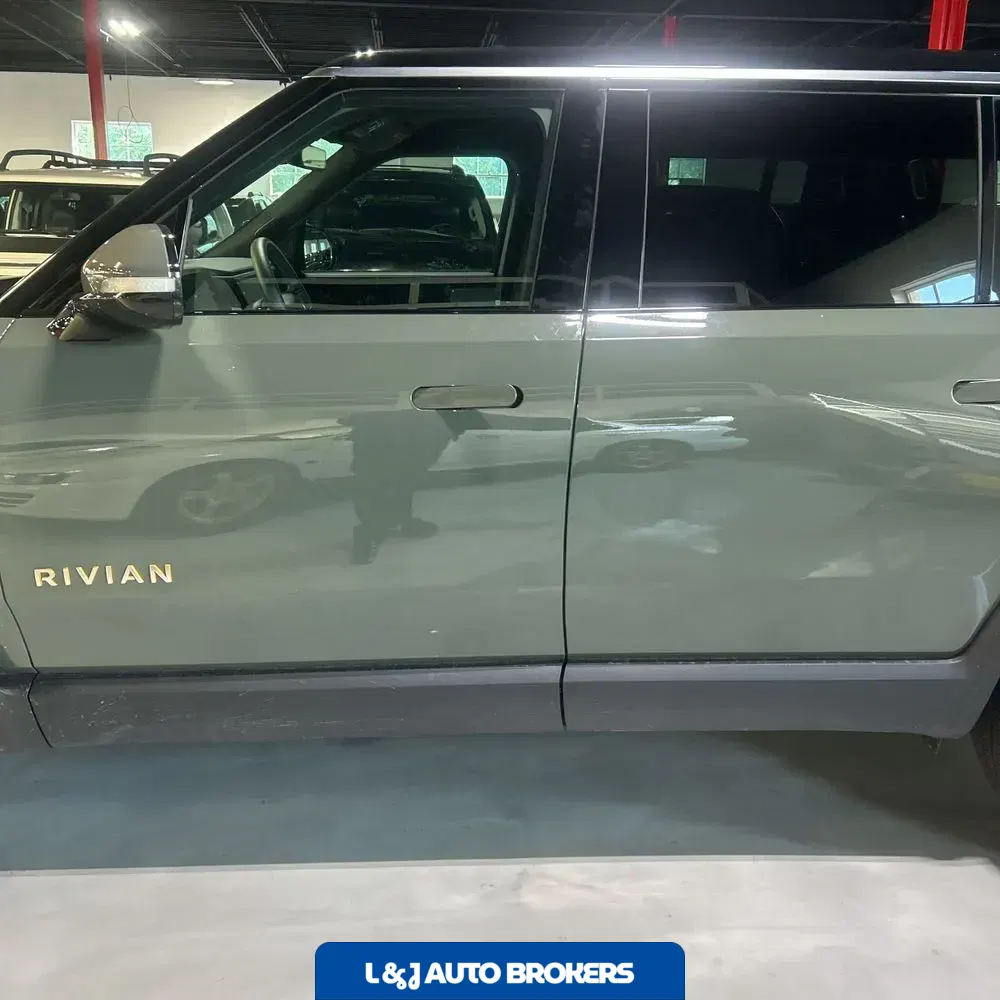 2022 Rivian R1S Launch Edition