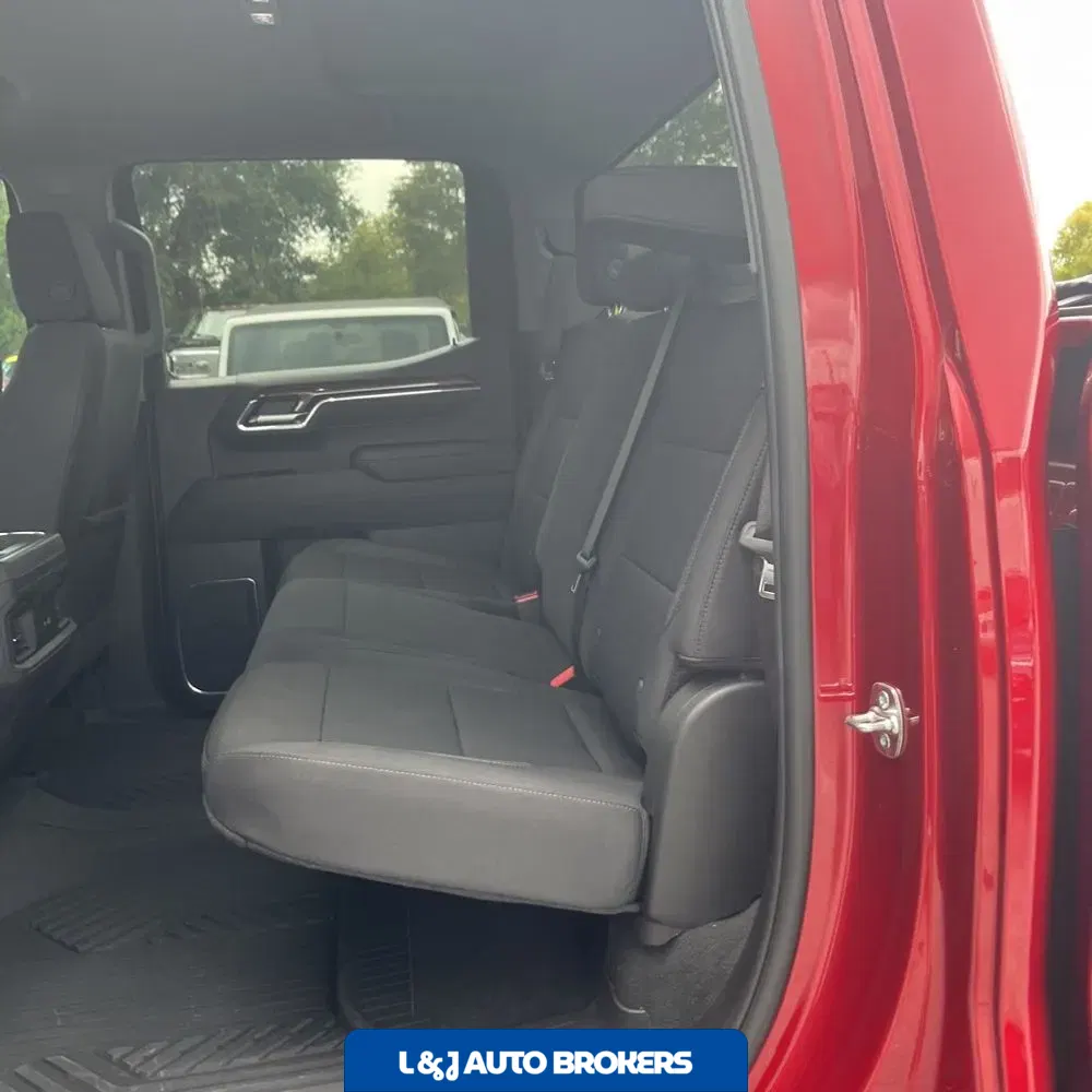2025 Chevrolet Silverado 1500 LT Trail Boss