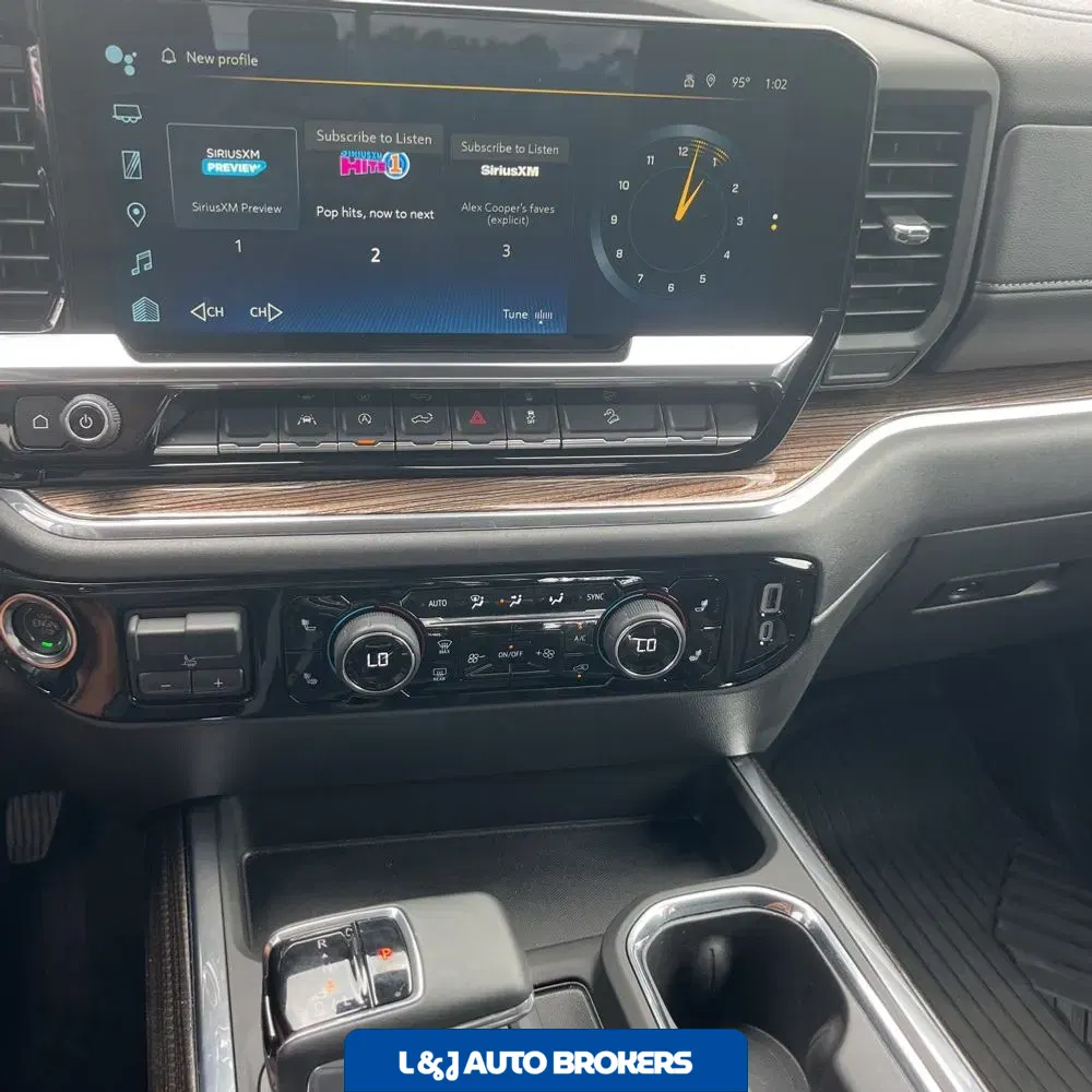 2025 Chevrolet Silverado 1500 LT Trail Boss