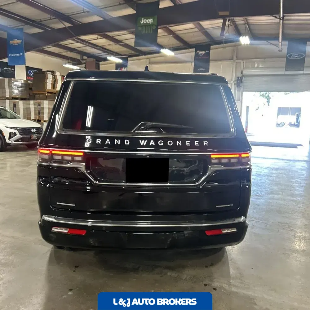 2023 Jeep Grand Wagoneer Series II