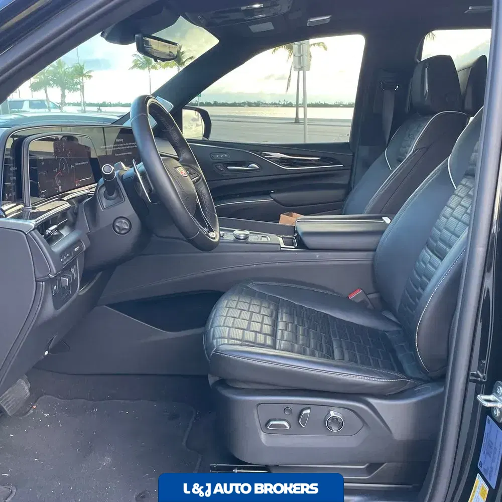 2024 Cadillac Escalade-V Base