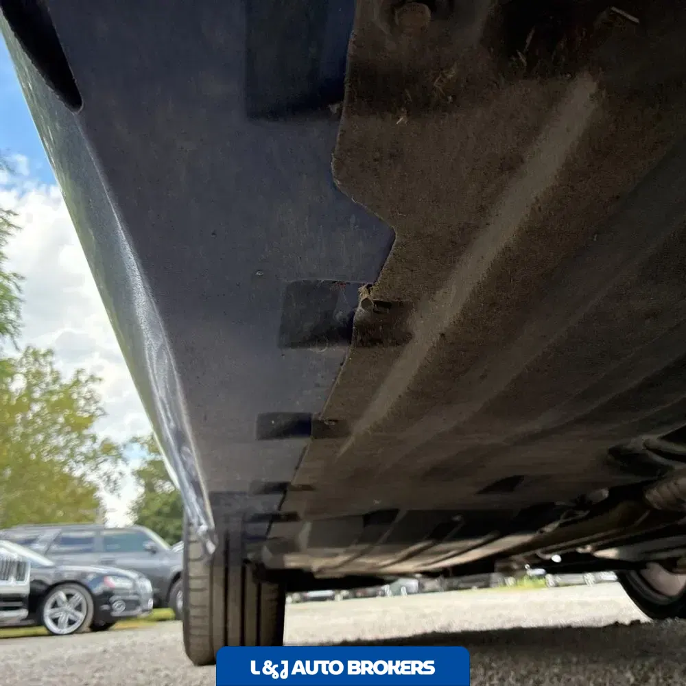 2023 BMW X7 M60i
