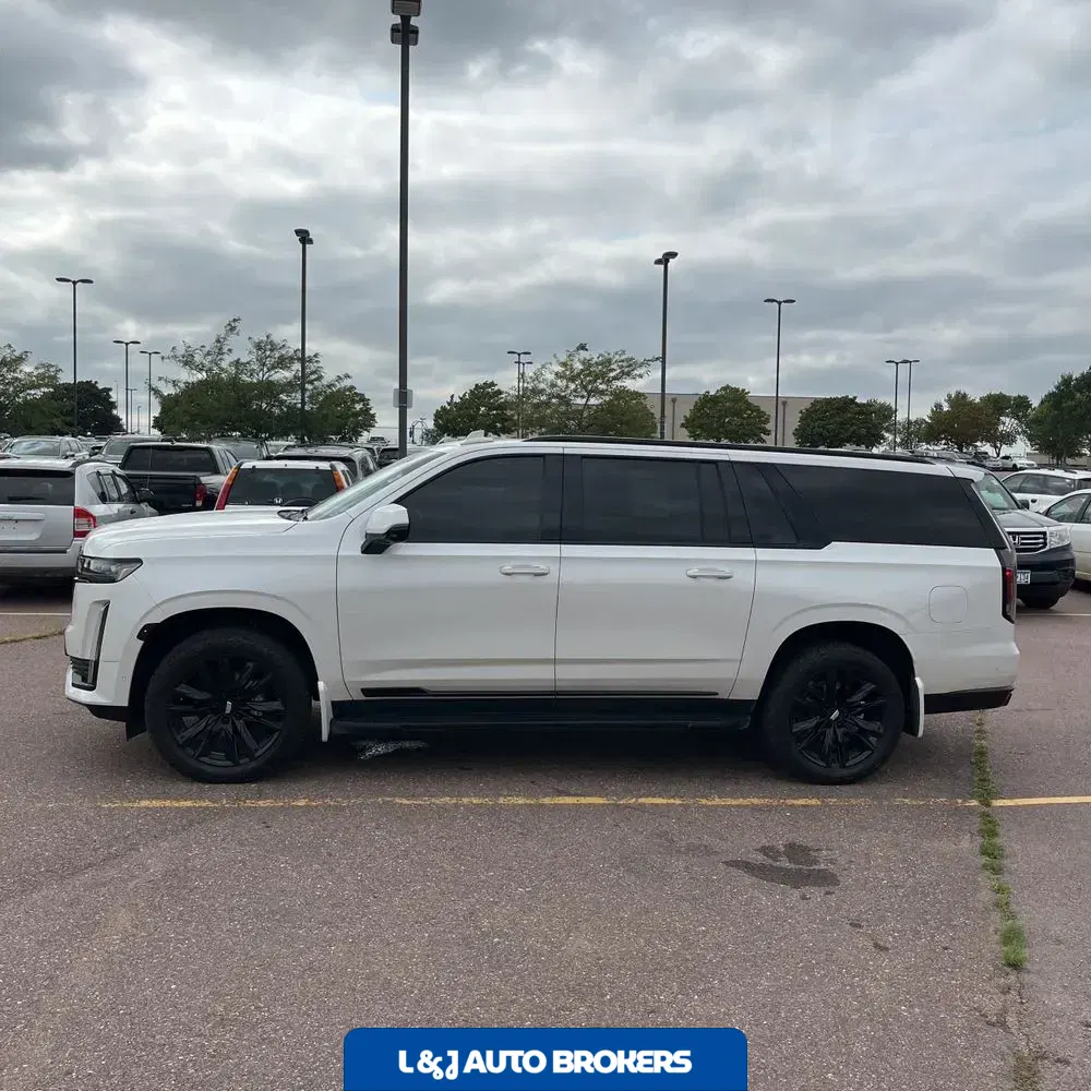 2023 Cadillac Escalade ESV Sport Platinum