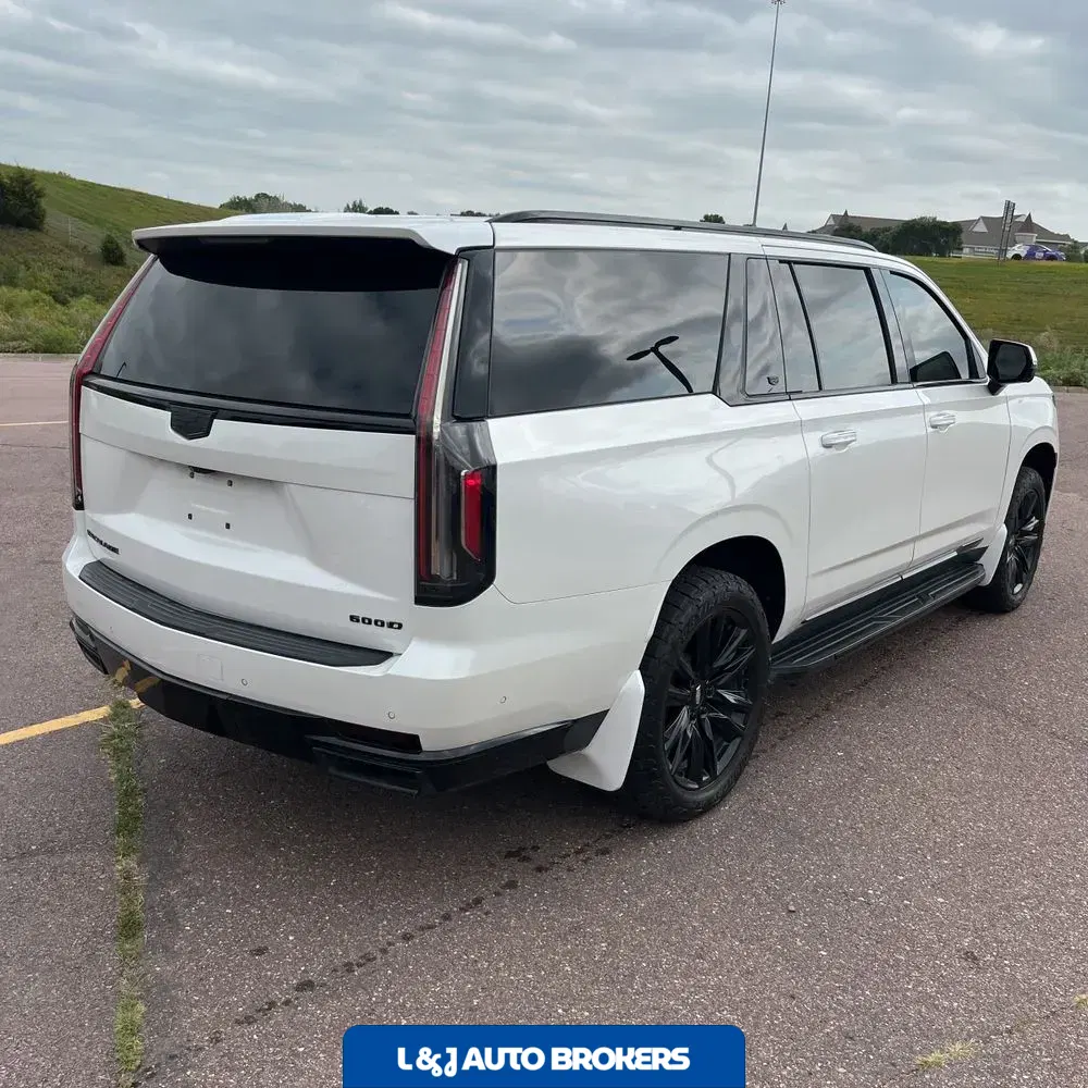 2023 Cadillac Escalade ESV Sport Platinum