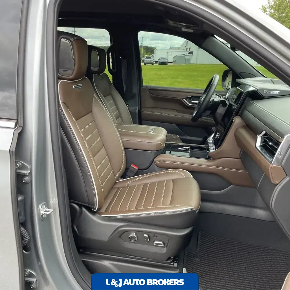 2025 GMC Yukon XL Denali Ultimate