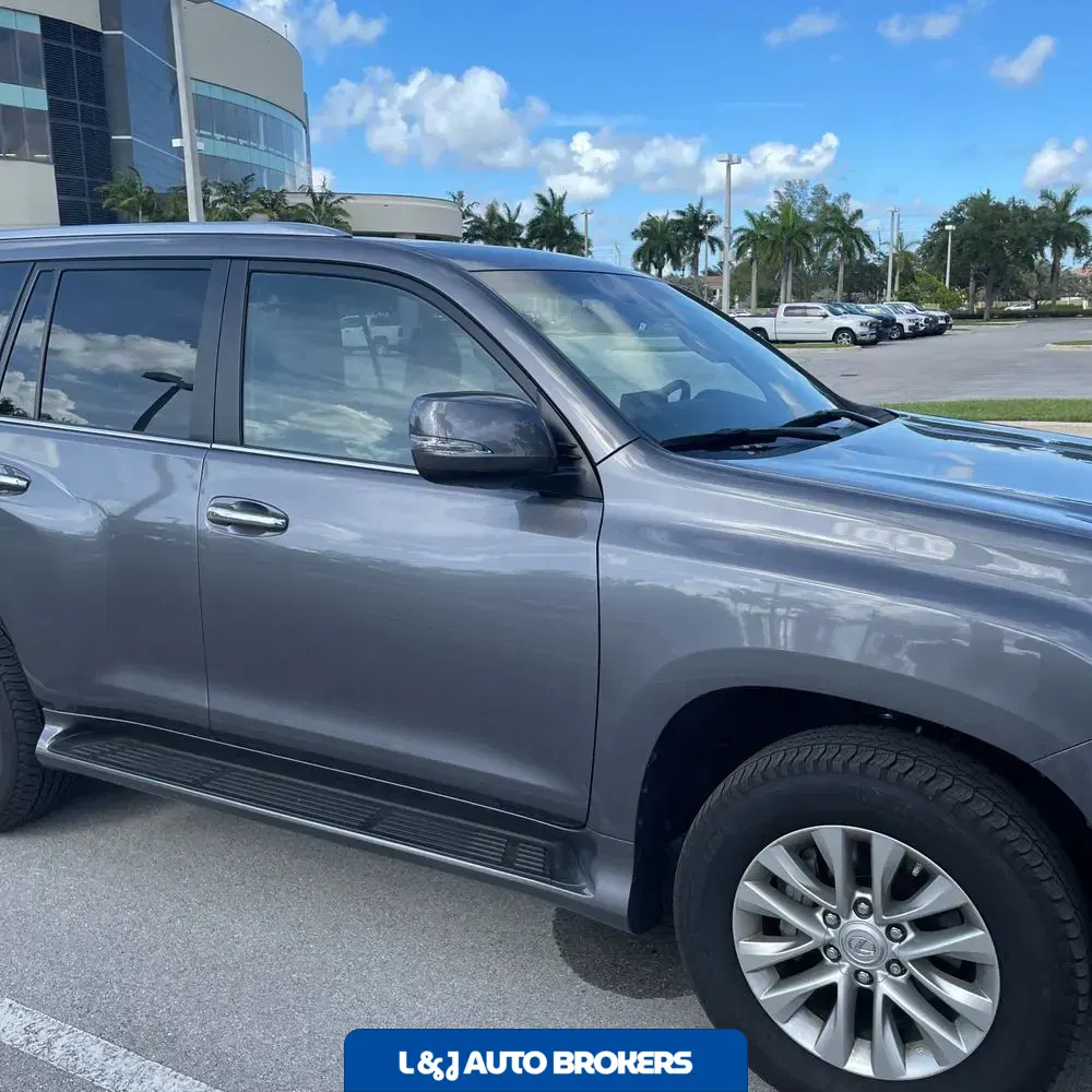 2023 Lexus GX 460 Base