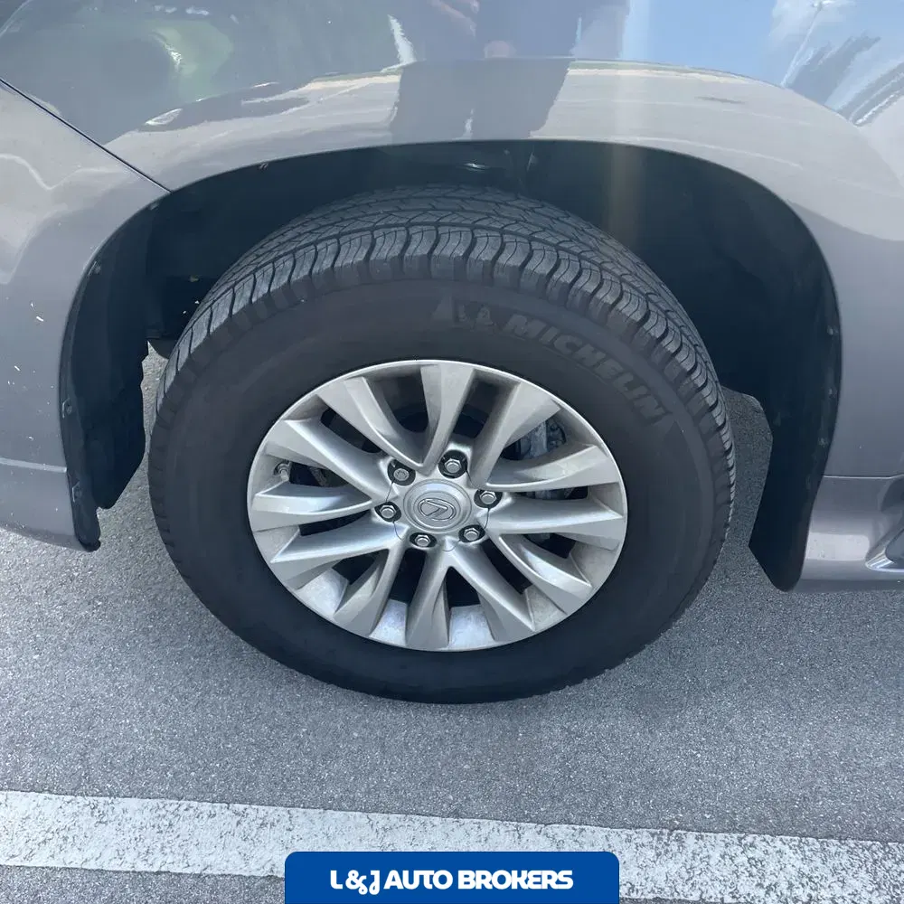 2023 Lexus GX 460 Base
