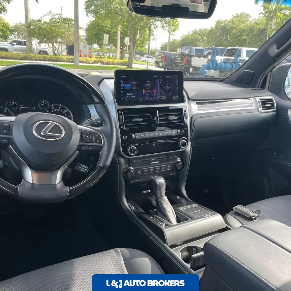 2023 Lexus GX 460 Base